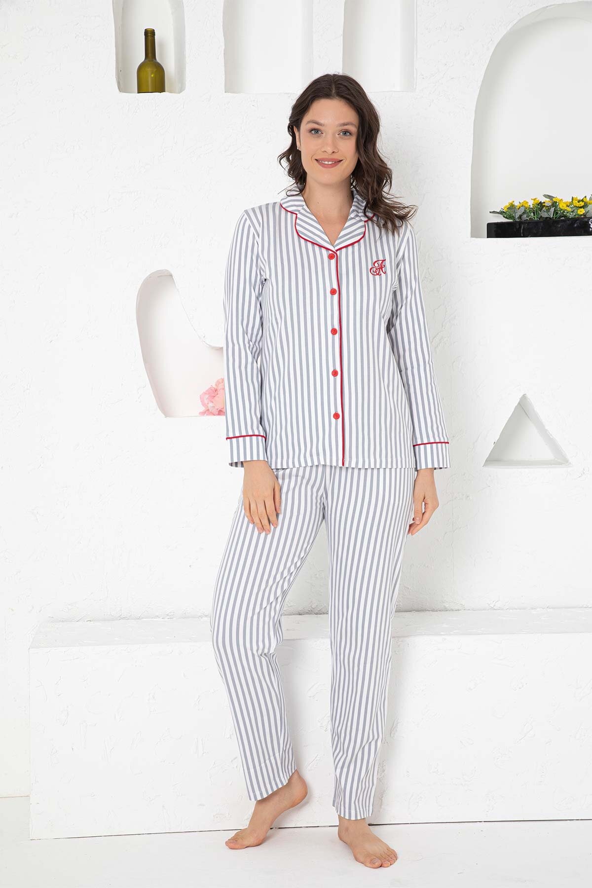 Gri%20Çizgili%20Gömlek%20Pijama%20Takımı%202568UY